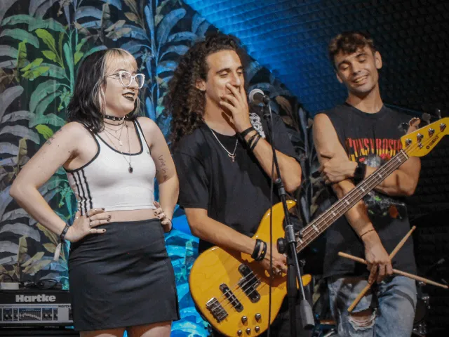 Artista in performance sul palco — Audizioni Prima Edizione PMA 2025
