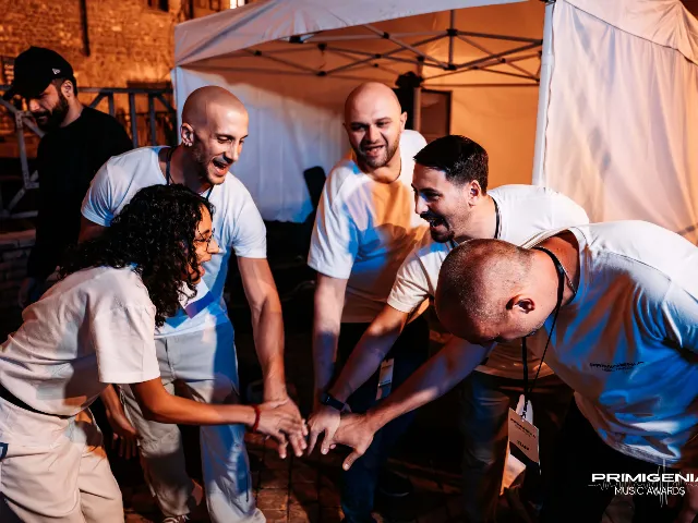 Preparativi al backstage — Backstage Finale PMA 2025