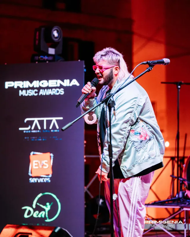 Il palco dei Primigenia Music Awards — Finale Prima Edizione PMA 2025
