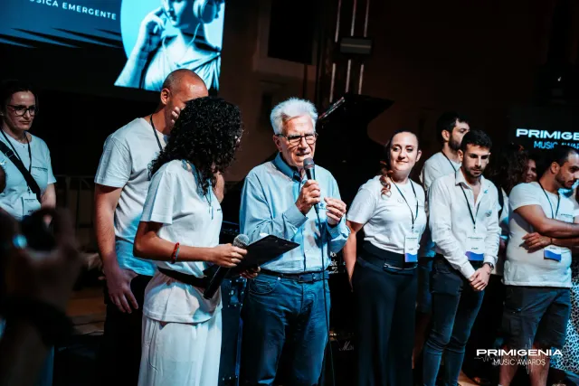 Il palco dei Primigenia Music Awards — Finale Prima Edizione PMA 2025