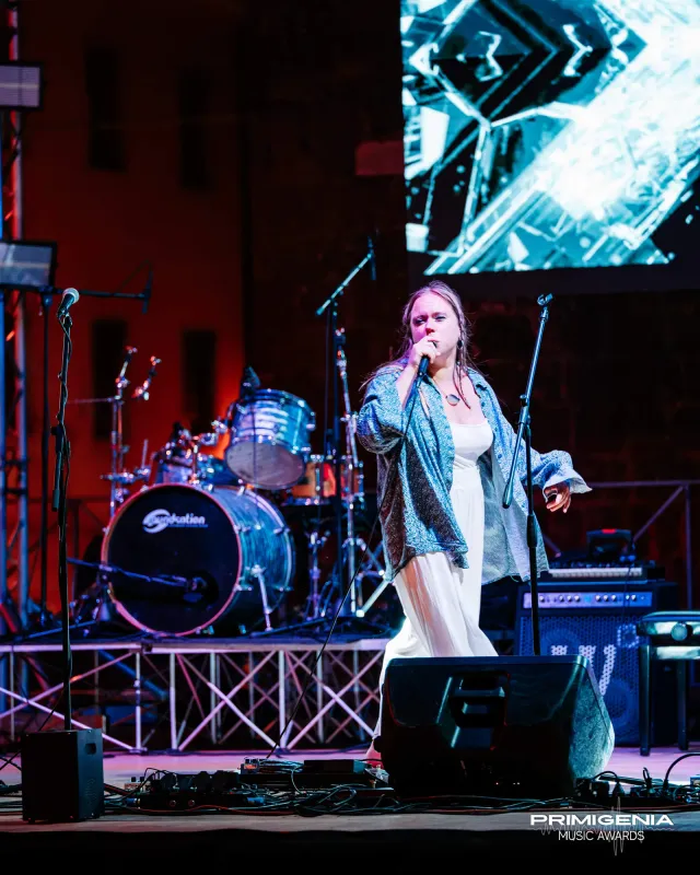 Il palco dei Primigenia Music Awards — Finale Prima Edizione PMA 2025